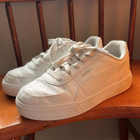PUMA Children's Caven Jr White Sneaker Size 2C - Picture 3 of 12